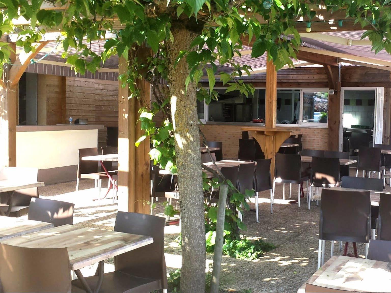 Logis Hotel Restaurant Cruzel Maurs Eksteriør bilde
